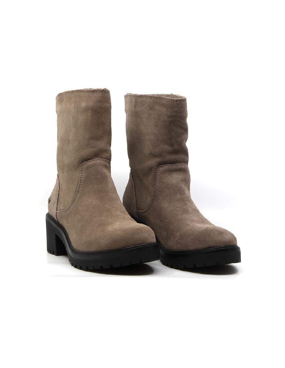 Raquel Perez CALIFORNIA