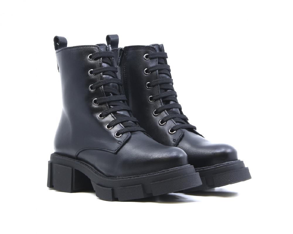 Raquel Perez CANADA WATERPROOF