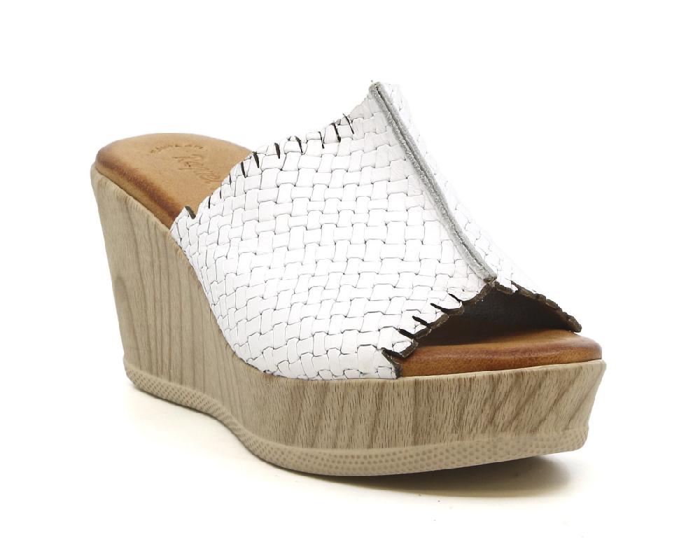 Raquel Perez LOCANDA JUNCO 02