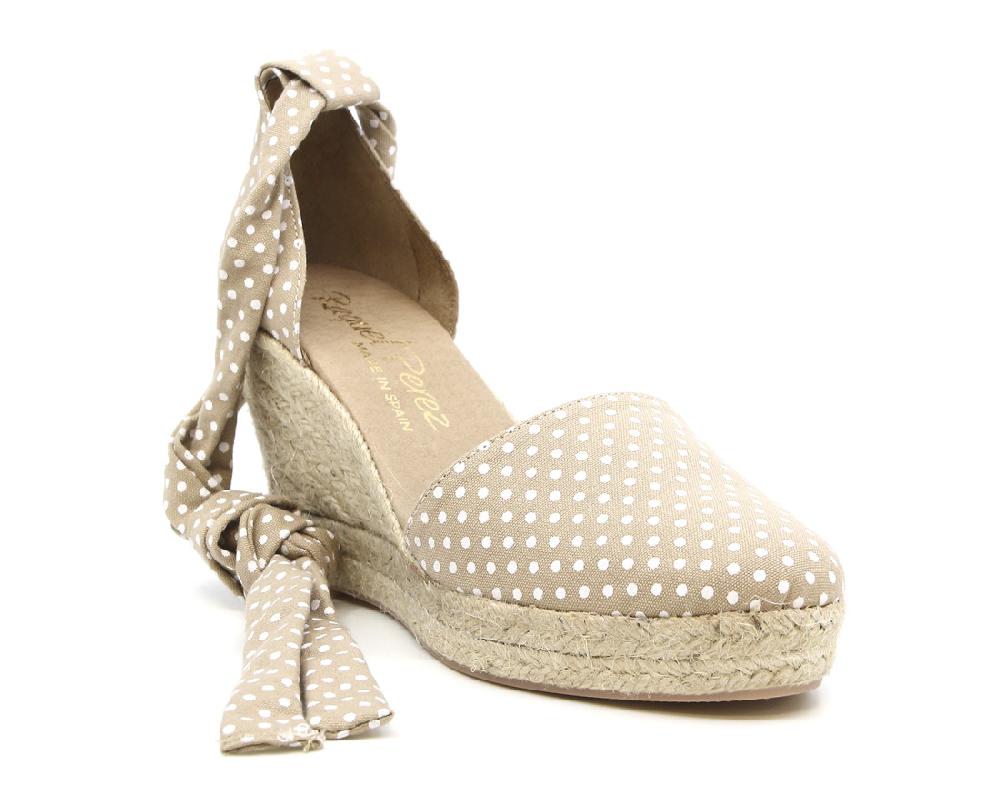 Raquel Perez MENORCA POIS