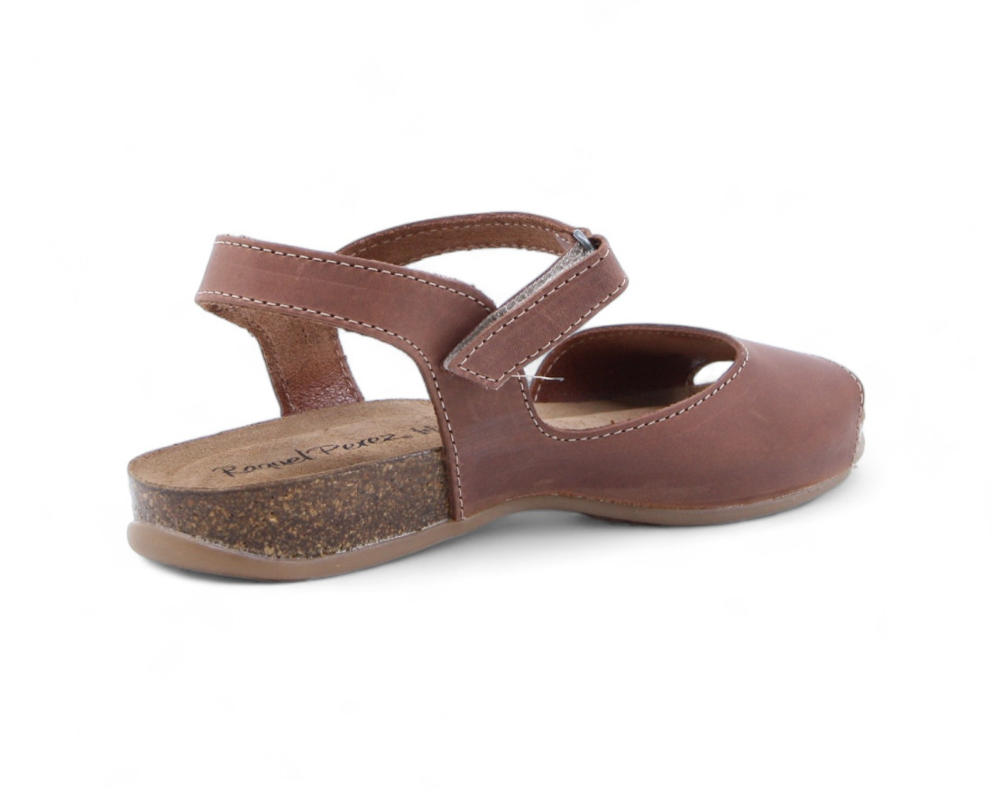 Raquel Perez Sandalia Plana Leone Marrón Mujer