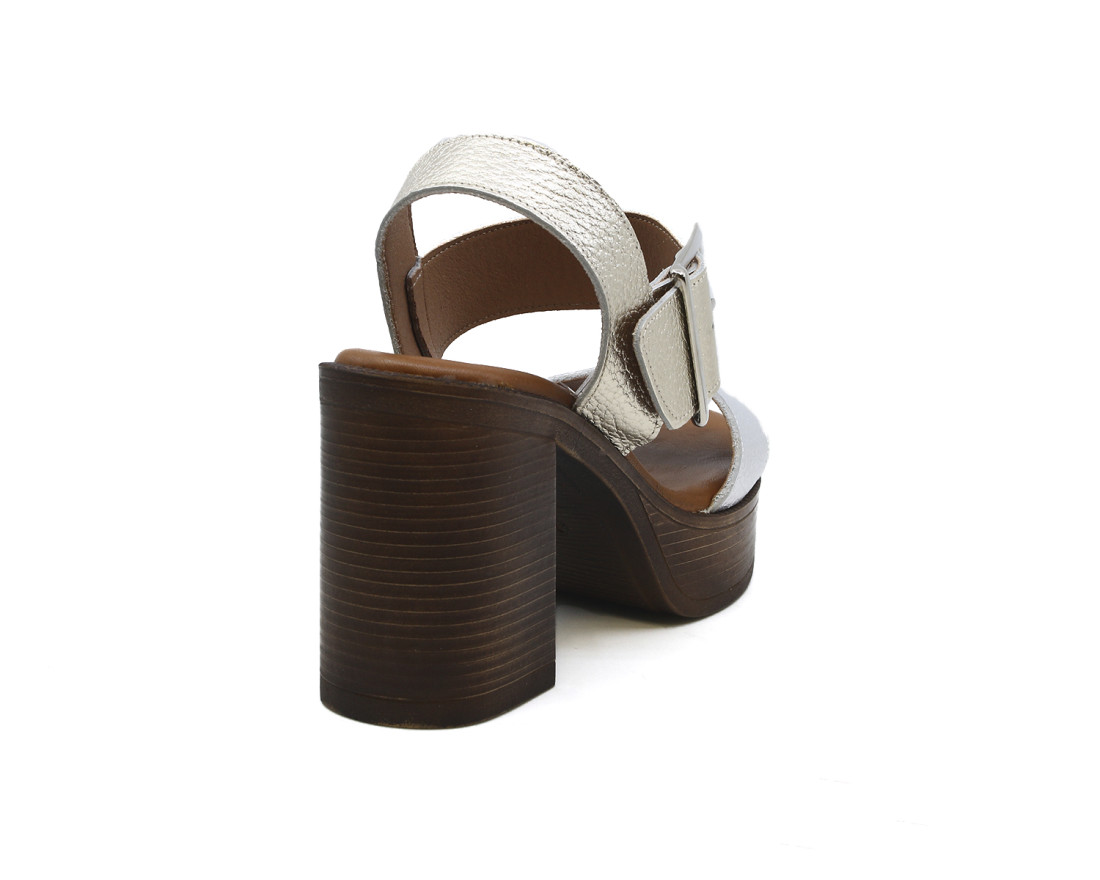 Raquel Perez TIZIANA