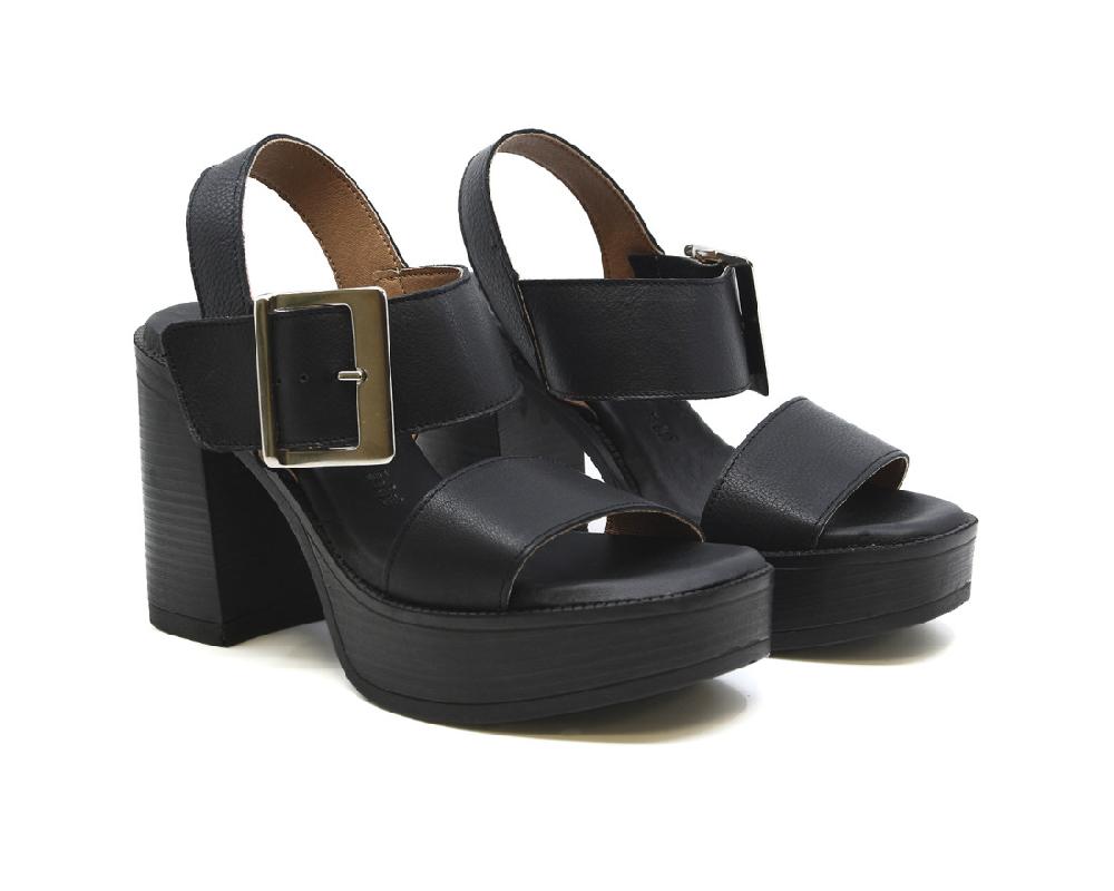 Raquel Perez TIZIANA