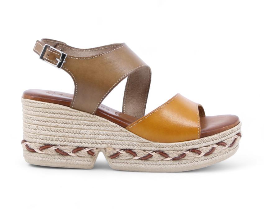 raquel perez Sandalia Cuña Génova 02 Mostaza Tostado Mujer