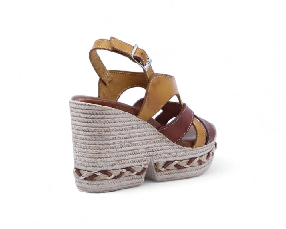 Raquel Perez Sandalia Cuña Minino 02 Cuero Mostaza Mujer