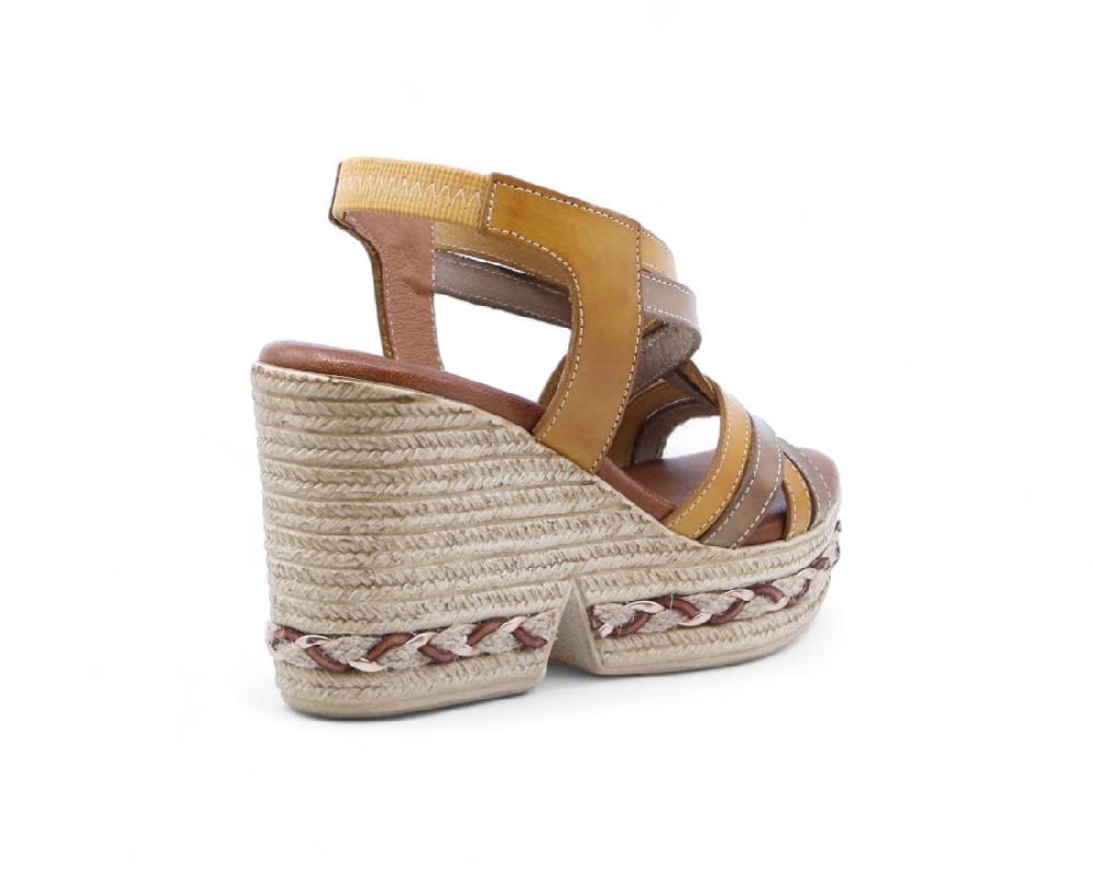 Raquel Perez Sandalia Cuña Minnie 02 Tostado Mostaza Mujer