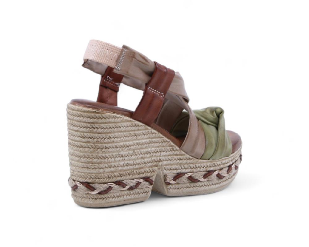 Raquel Perez Sandalia Cuña Mistela 02 Cuero Arena Mujer