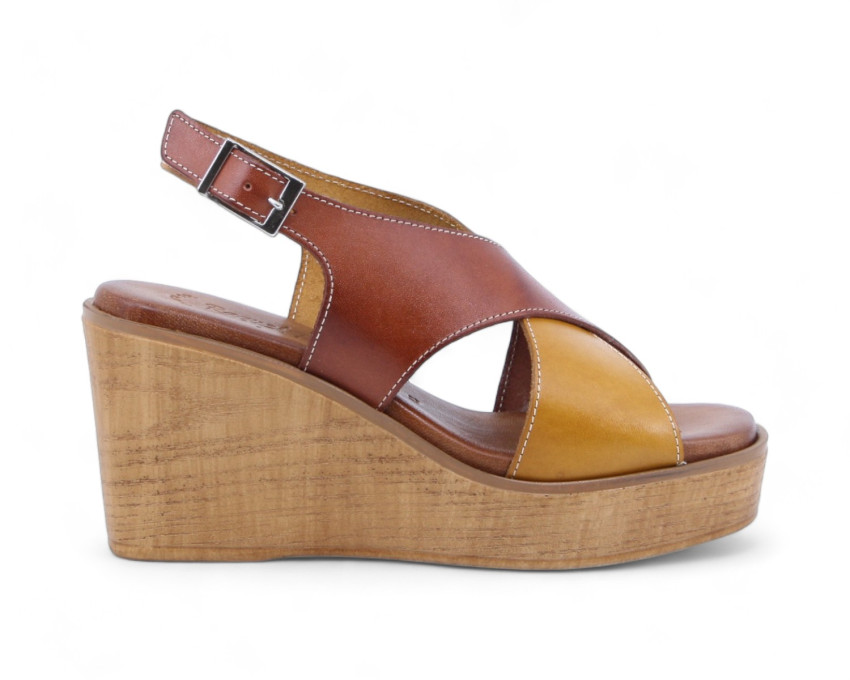 raquel perez Sandalia Cuña Moma 02 Mostaza Cuero Mujer