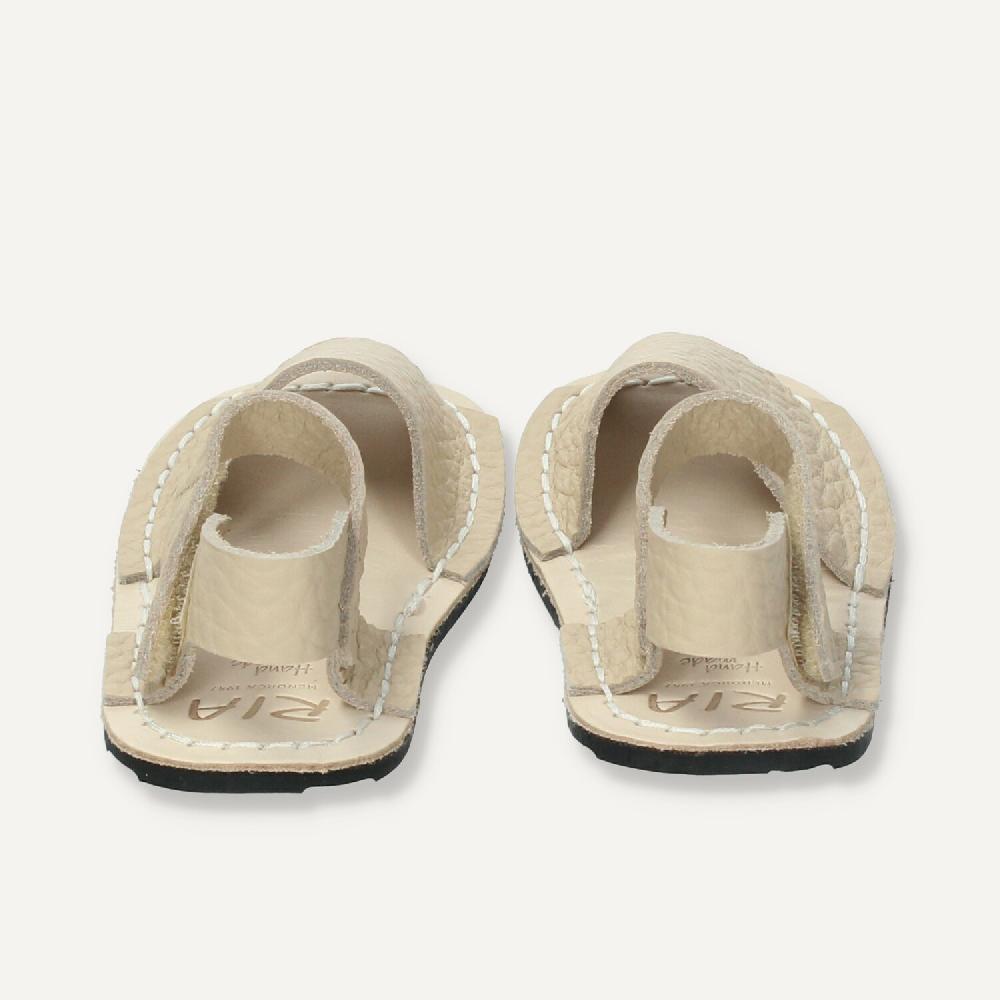 Ria Menorca Menorquina Minimalista Respetuosa Beige