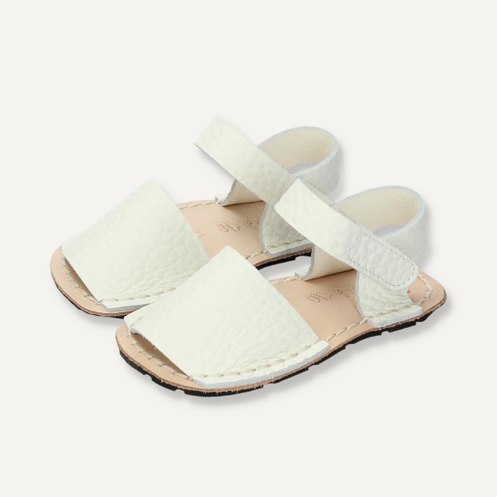 Ria Menorca Menorquina Minimalista Respetuosa Blanco