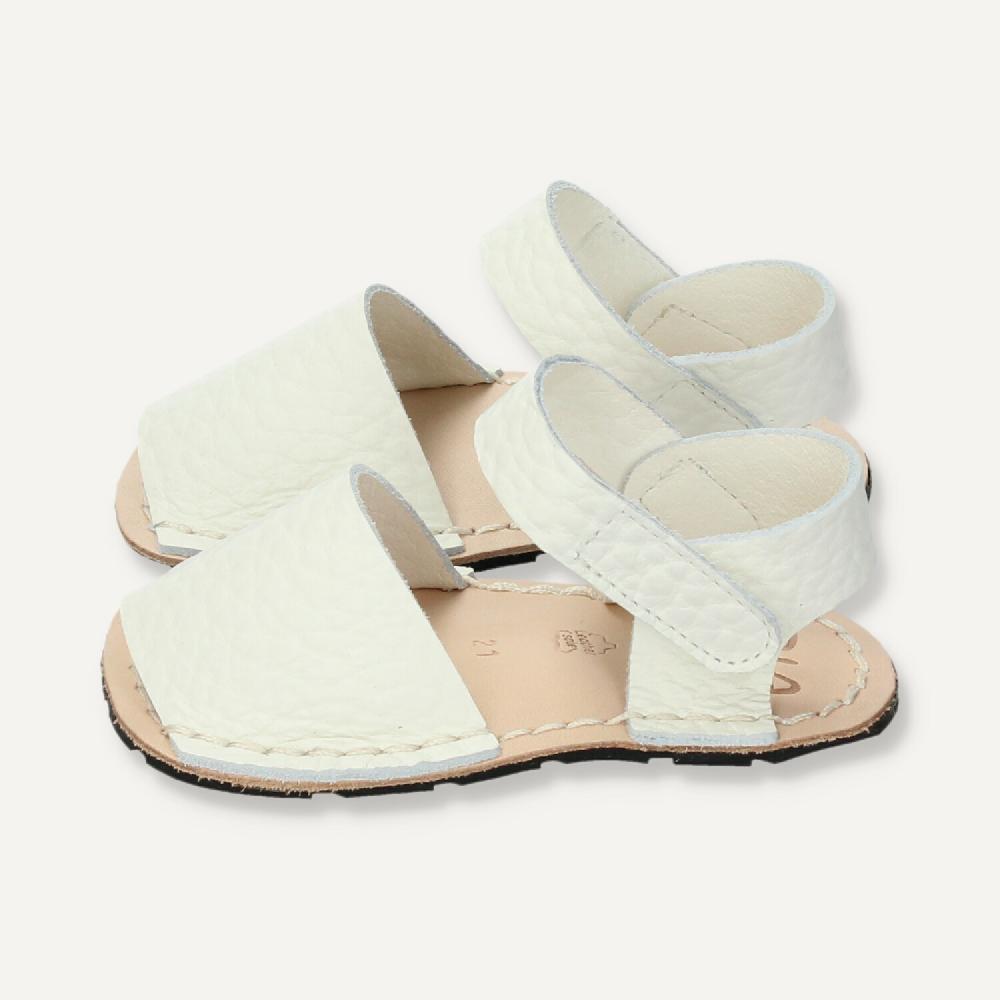 Ria Menorca Menorquina Minimalista Respetuosa Blanco