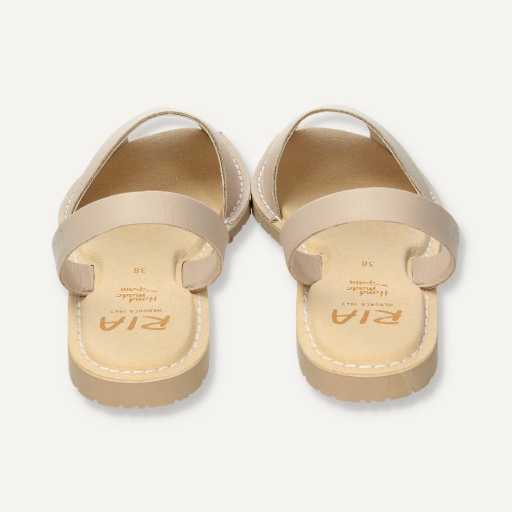 Ria Menorca Menorquina Mujer Acolchada Mallorca Arena