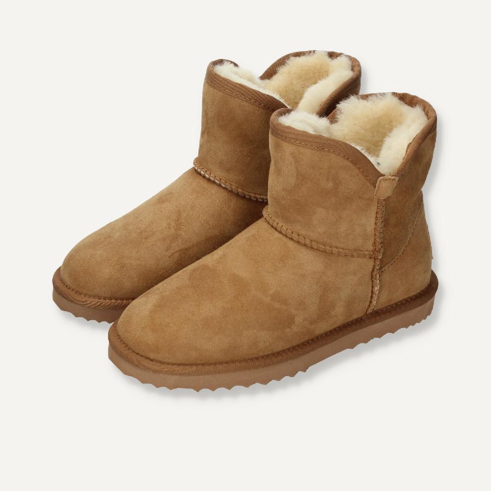 Ria Menorca Botin Nieve Suecia Camel