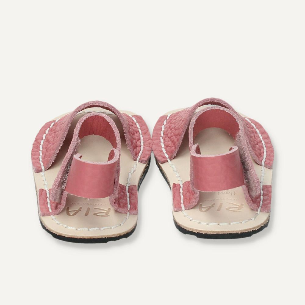 Ria Menorca Menorquina Minimalista Respetuosa Rosa