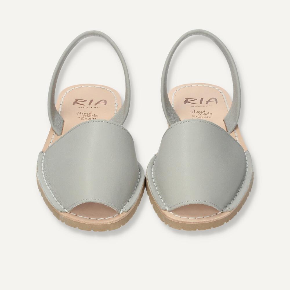 Ria Menorca Menorquina Mujer Menorca Gris