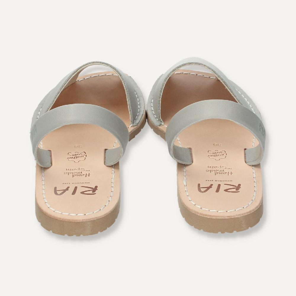 Ria Menorca Menorquina Mujer Menorca Gris