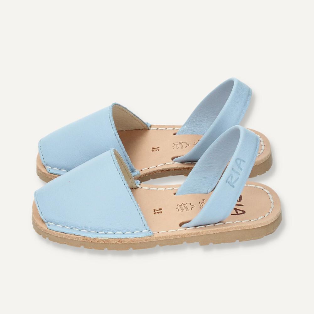 Ria Menorca Menorquina niño Menorca Azul Cielo