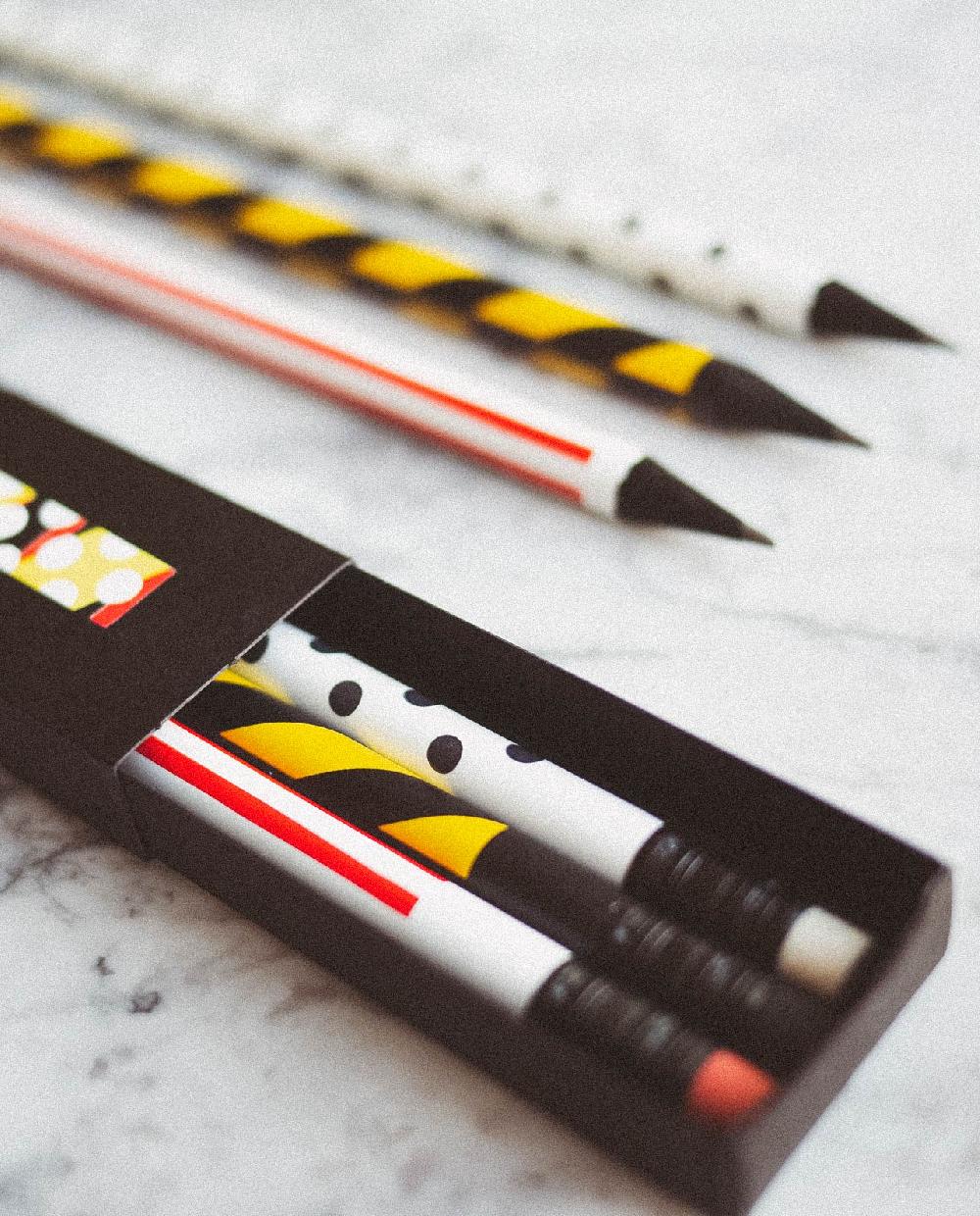 Sancal Geometric Doodles					 					Red Lines Black Dots Y Yellow Parallelograms