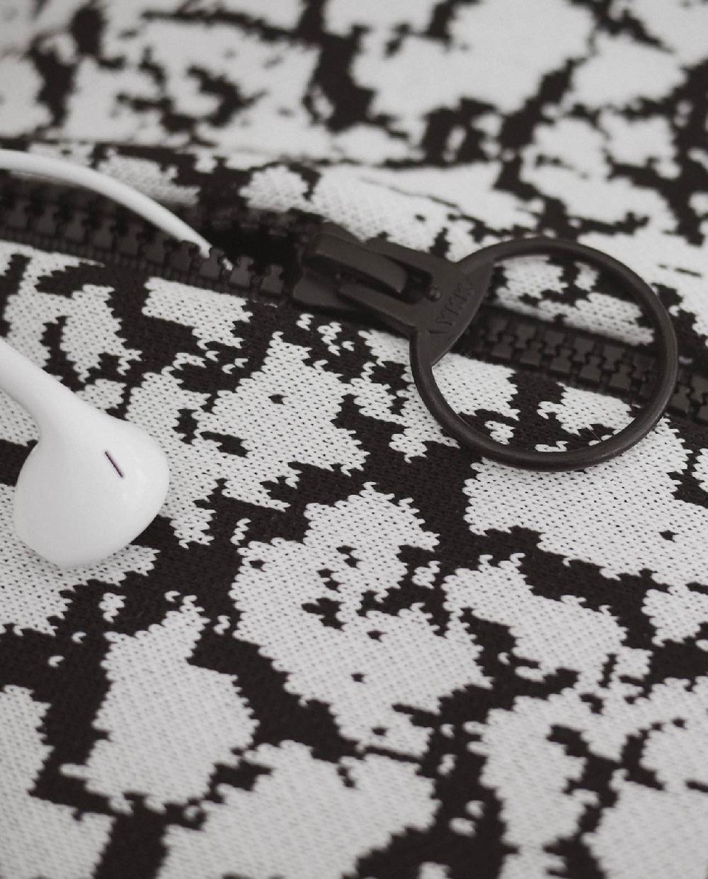 Sancal Rift Funda Protectora L - Blanca					 					34cm X 26cm