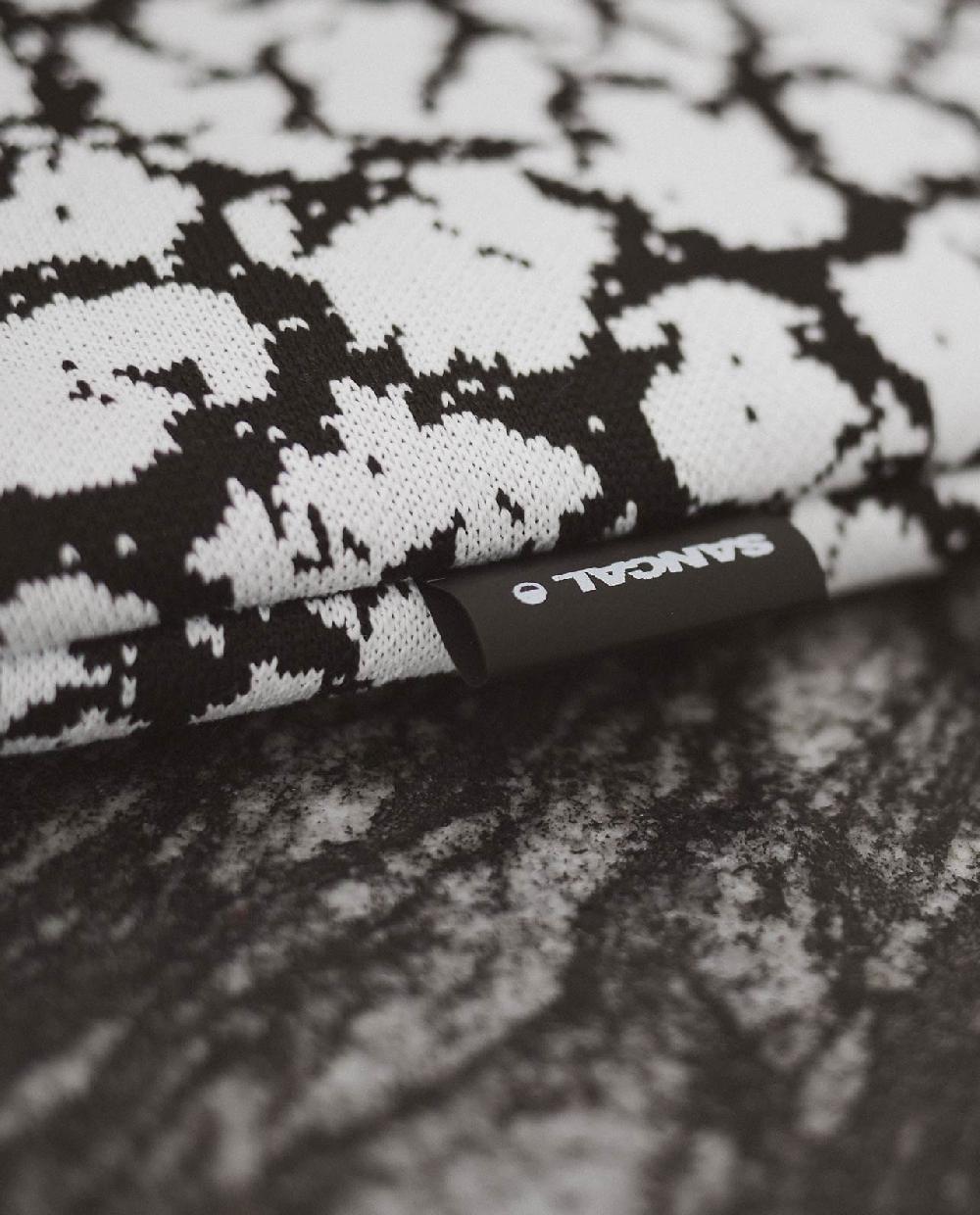 Sancal Rift Funda Protectora M - Blanca					 					32cm X 24cm