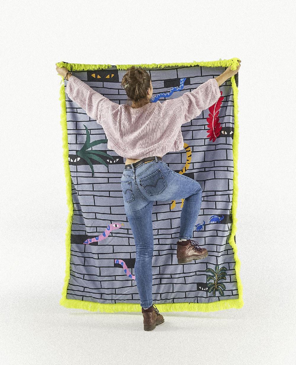 Sancal Tápame Mucho L					 					Urban Jungle