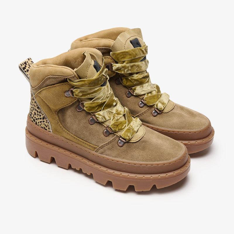 Satorisan Unalome Hike Suede