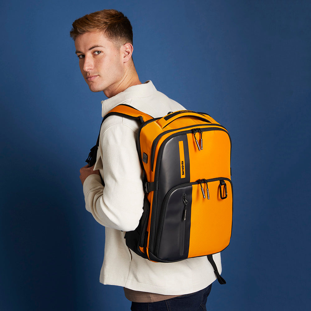 Saxoline Mochila Para Notebook Biz2go 15.6" Amarilla