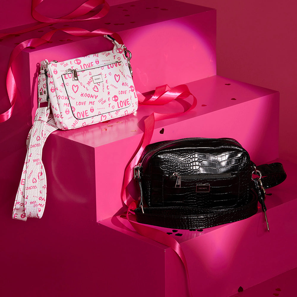 Saxoline Bandolera Love Negra