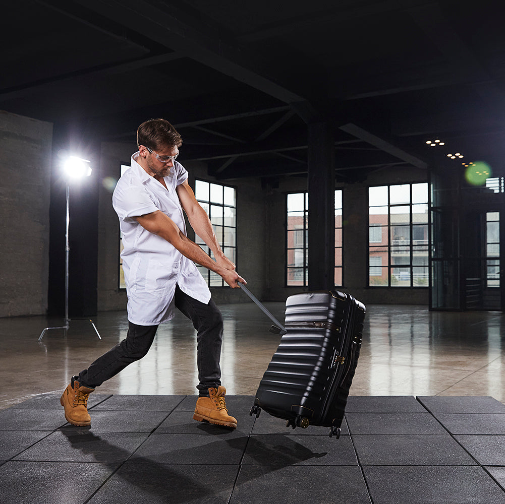 Saxoline Maleta Mediana Royale Impact Pro Negra