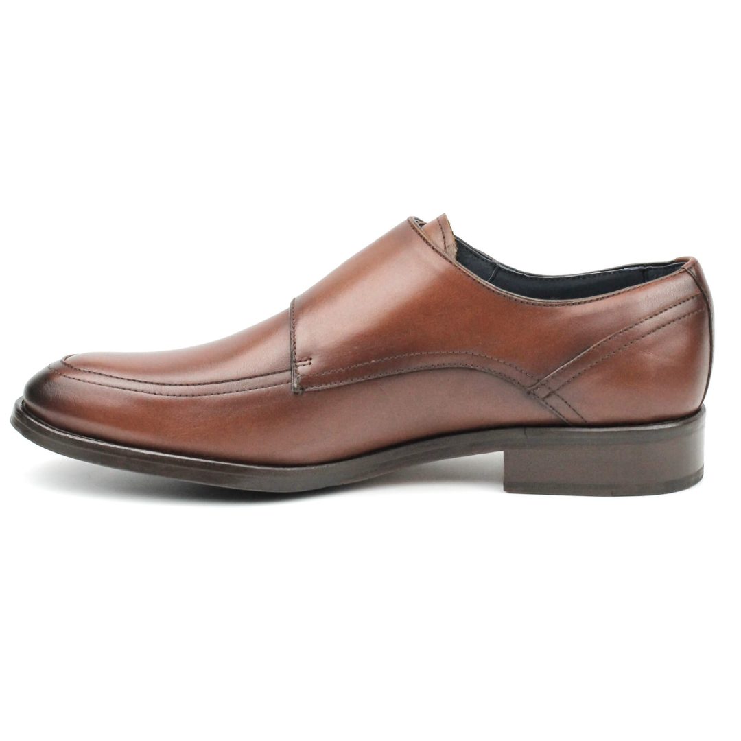 Segarra Adriano Cuero