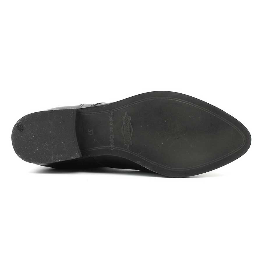 Segarra Hilary Negro