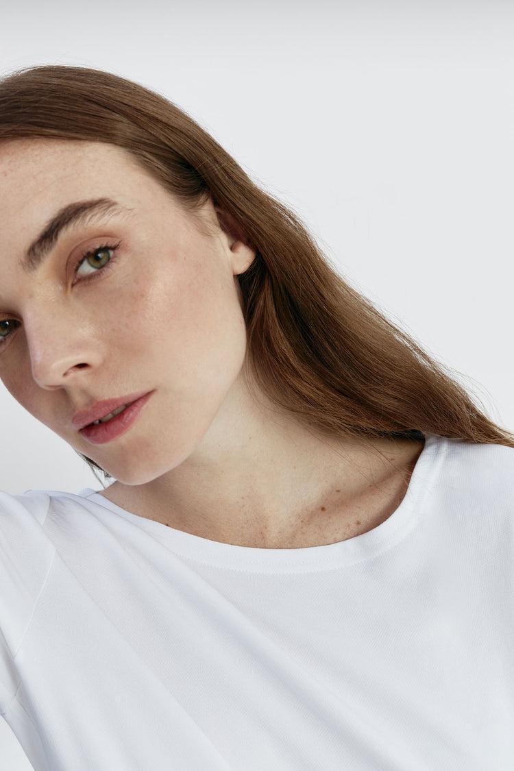 Sepiia Camiseta Mujer Cuello Barco Blanco