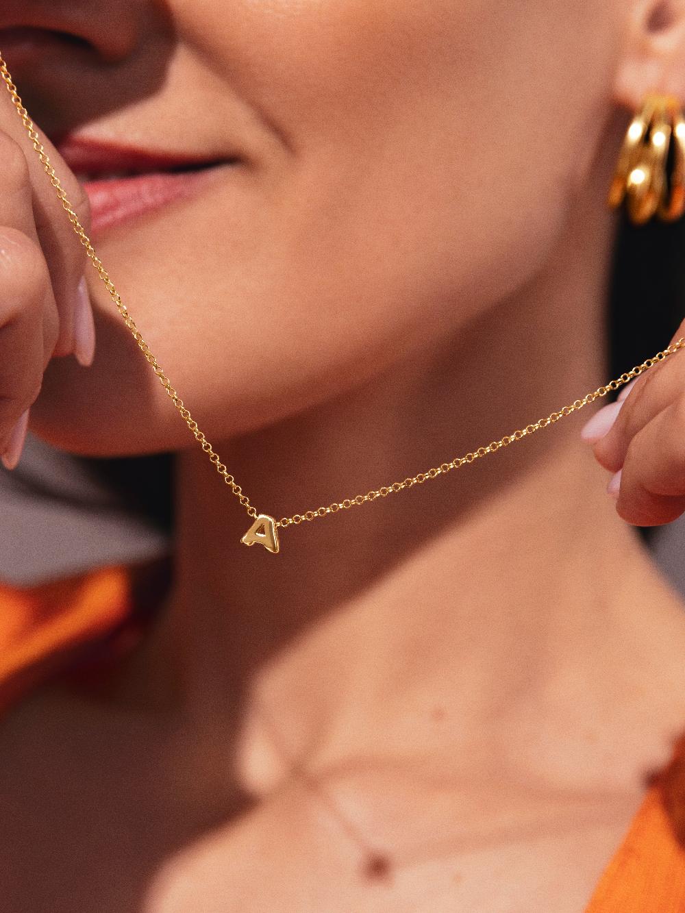 Singularu Collar Personalizado Single Letter Plata Baño Oro