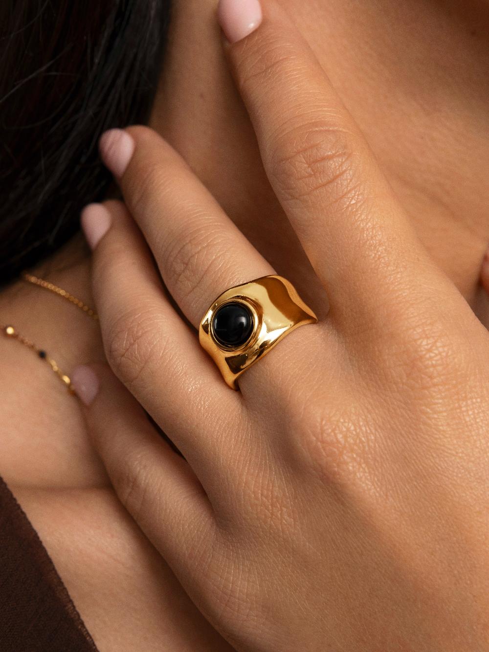 Singularu Anillo My Onyx Baño Oro