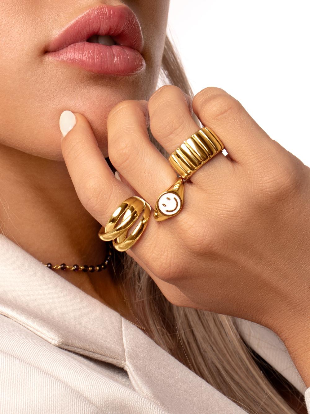 Singularu Anillo Smiley White Enamel Baño Oro