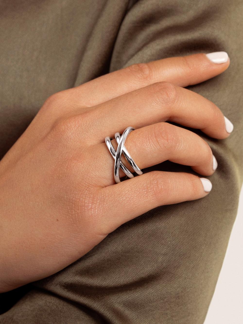 Singularu Anillo Trinity