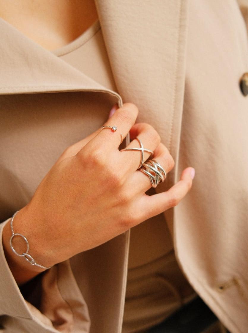 Singularu Anillo Triple Cross