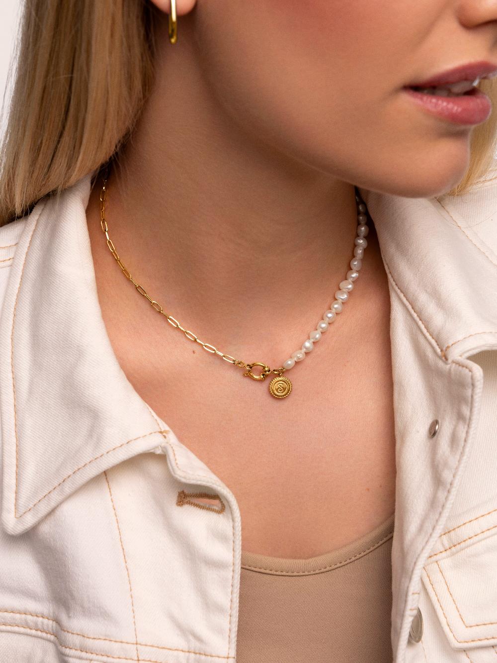 Singularu Collar Chic Pearl Acero Baño Oro