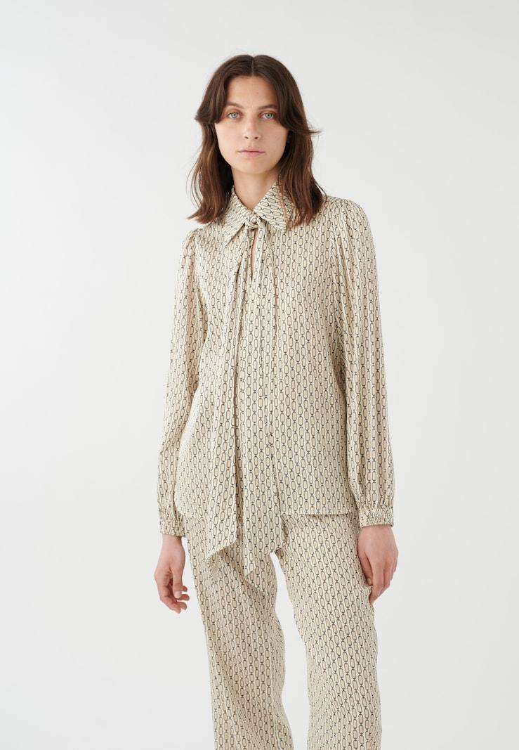 Sinned X About You Blusa 'Kikkidea' Dea Kudibal En Beige