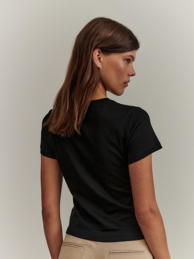 Sinned X About You Camiseta 'Emma' ABOUT YOU X Marie Von Behrens En Negro