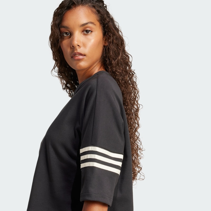 Sinned X About You Camiseta 'Neuclassics' ADIDAS ORIGINALS En Negro