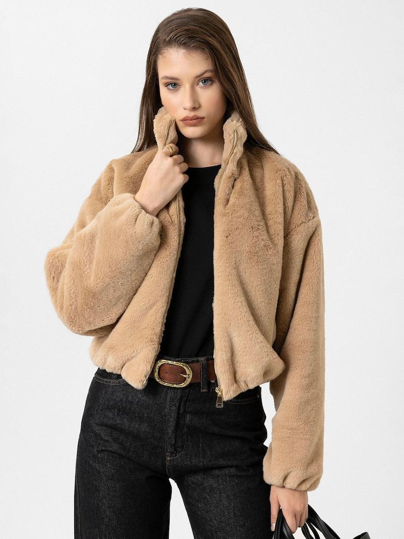 Sinned X About You Chaqueta De Entretiempo 'Camilla' Antioch En Beige