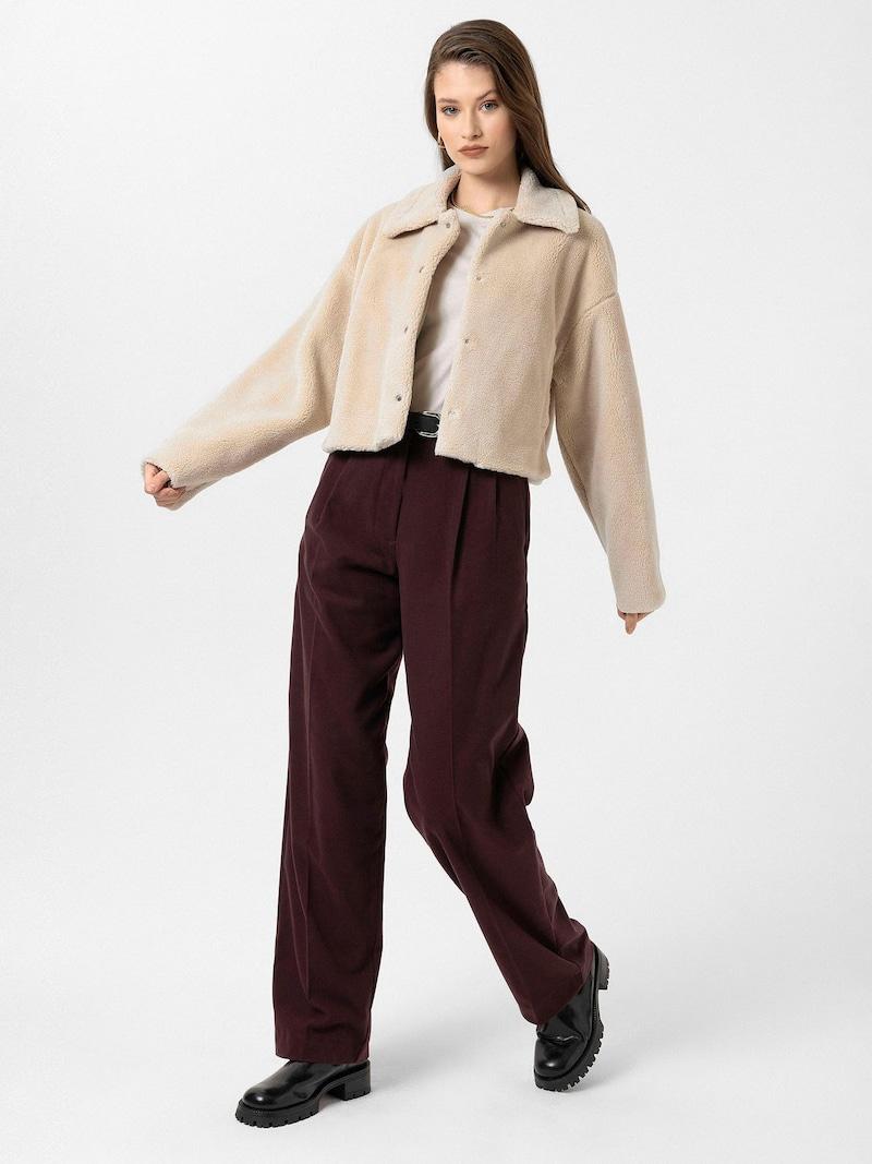 Sinned X About You Chaqueta De Entretiempo 'Evelyn' Antioch En Beige