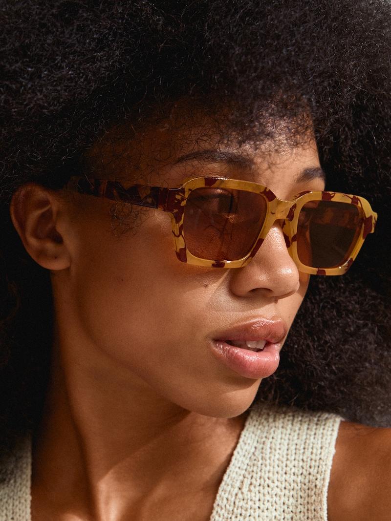 Sinned X About You Gafas De Sol 'ANNALISE' Pilgrim En Marrón Brocado