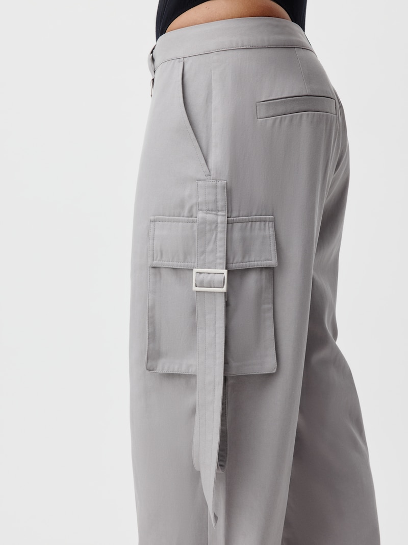 Sinned X About You Loosefit Pantalón Cargo 'Eve' LeGer By Lena Gercke En Piedra