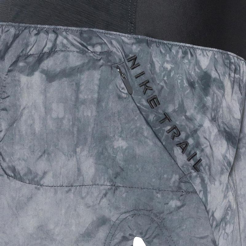 Sinned X About You Loosefit Pantalón Deportivo 'TRAIL RPL' NIKE En Gris