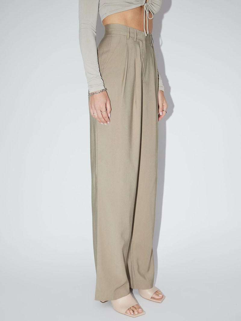 Sinned X About You Pierna Ancha Pantalón Plisado 'Draco' LeGer By Lena Gercke En Capuchino