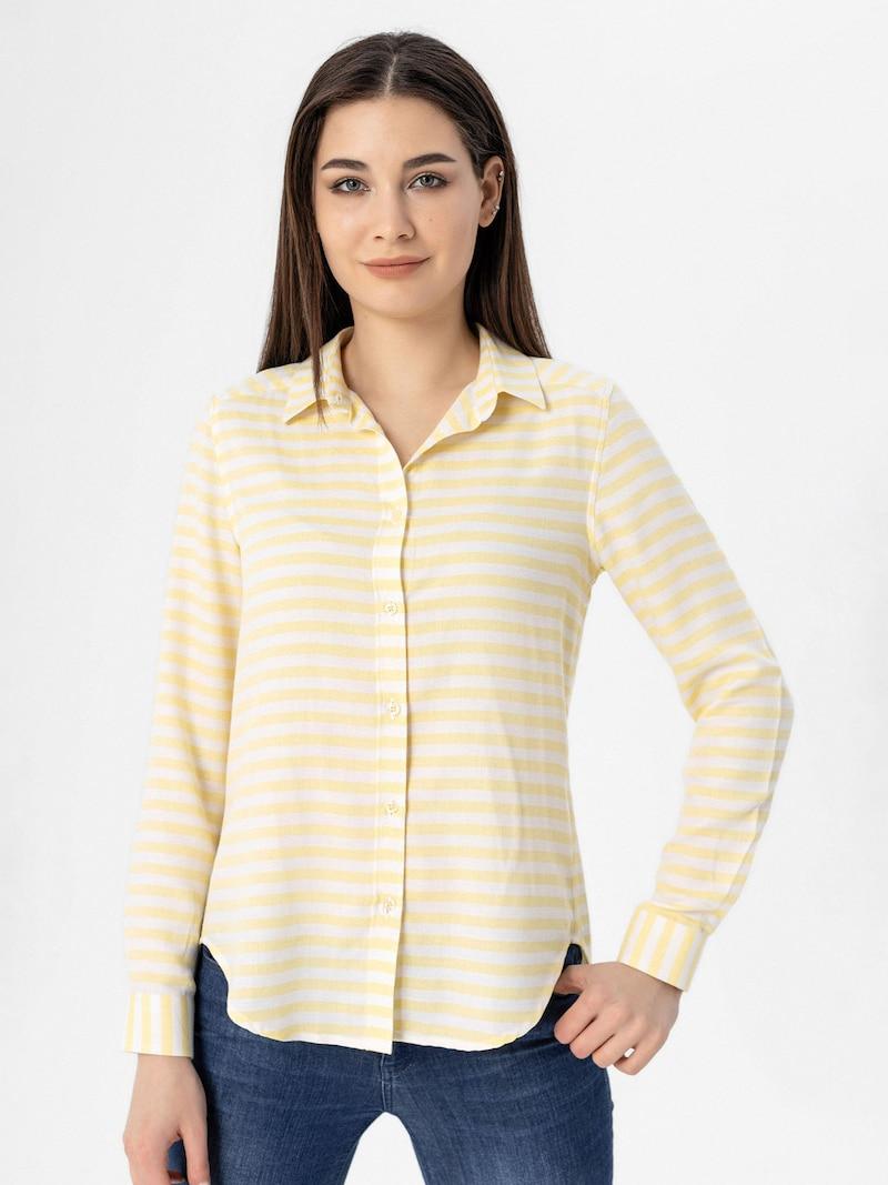 Sinned X About You Blusa Moxx Paris En Amarillo