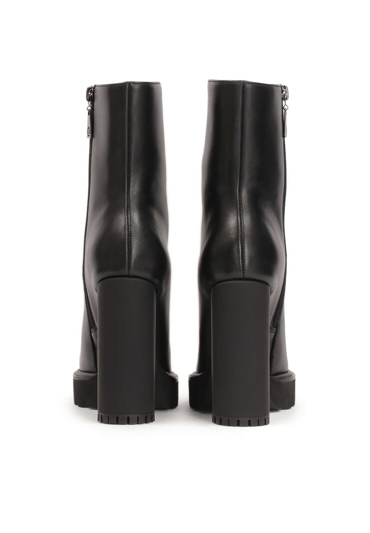 Sinned X About You Botas Kazar En Negro