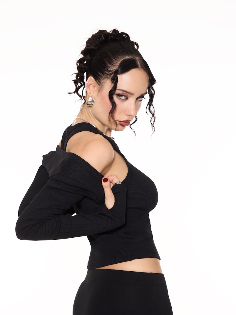 Sinned X About You Camiseta SHYX En Negro